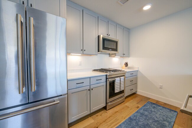 Photo - 218 Washington Ave Unit 108