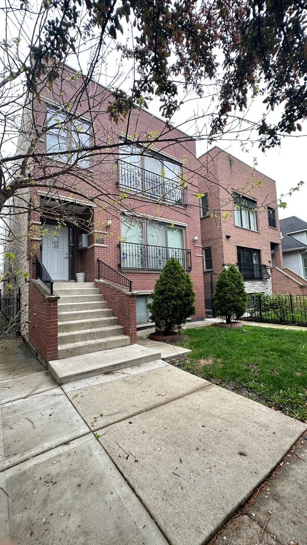 Photo - 5523 N Sawyer Ave Unit G