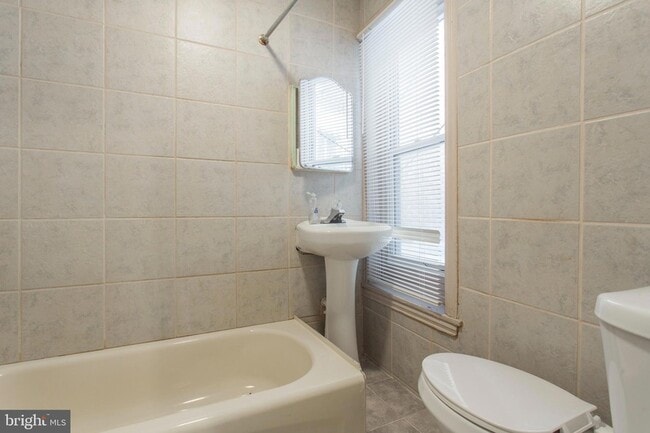 Photo - 3258 N Park Ave Unit 2R