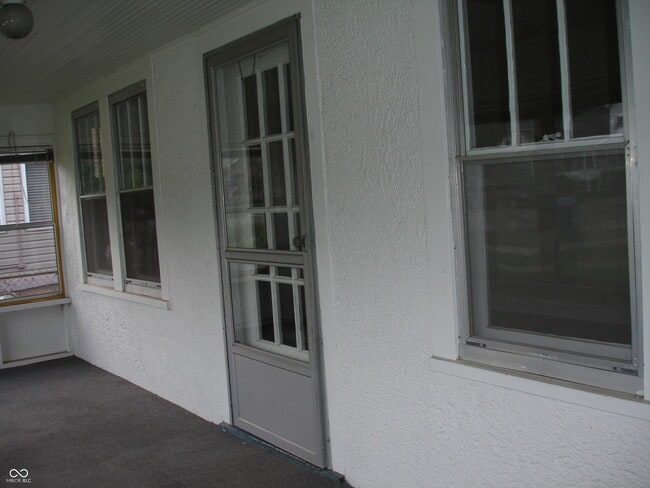 Photo - 434 Berkley Rd