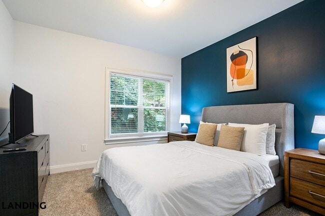 Photo - 925 Canterbury Rd NE Unit 12-1256