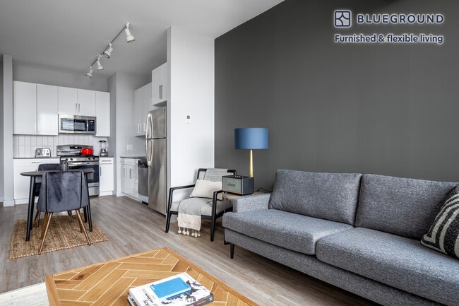 Photo - 330 S Wells St Unit FL14-ID220