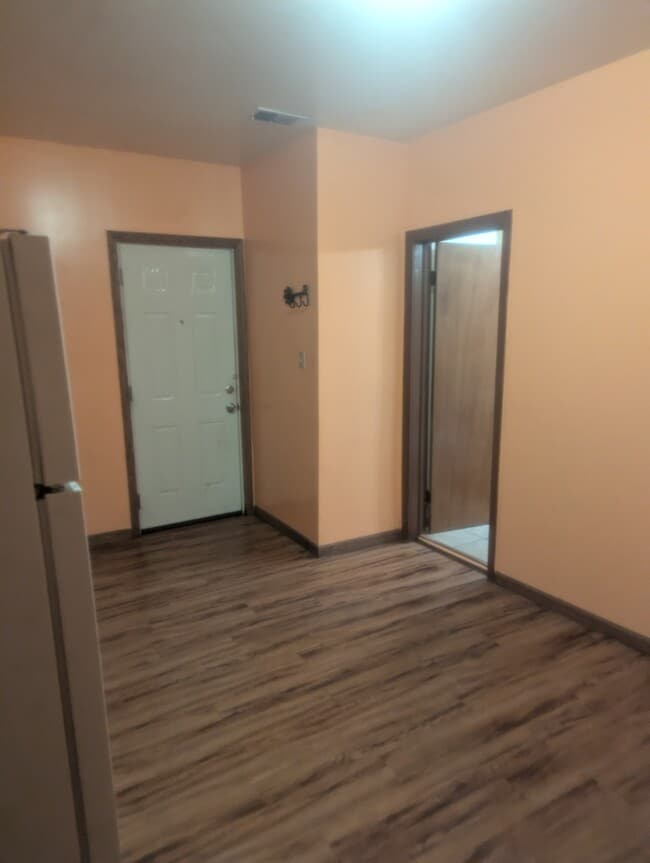 Building Photo - 1722 S Ashland Ave Unit 2R