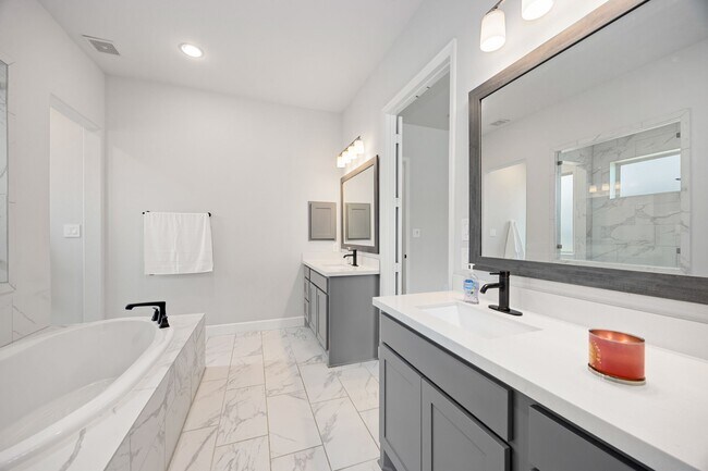 Photo - 2122 Germander Ln