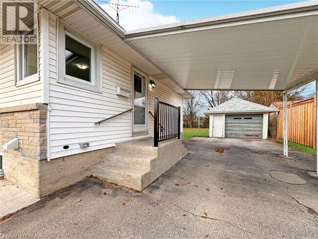 Photo - 47 Evelyn St