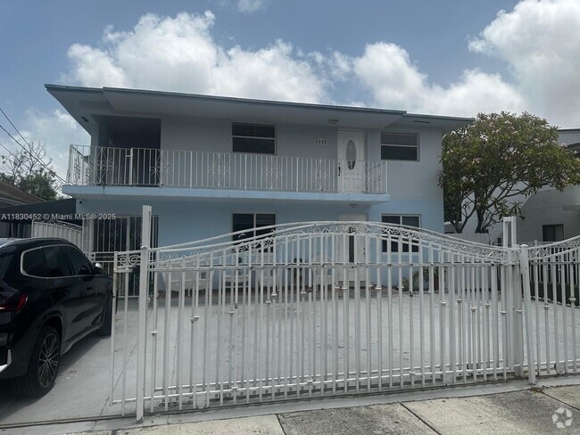 Building Photo - 2340 NW 1st St Unit 2340 Rental