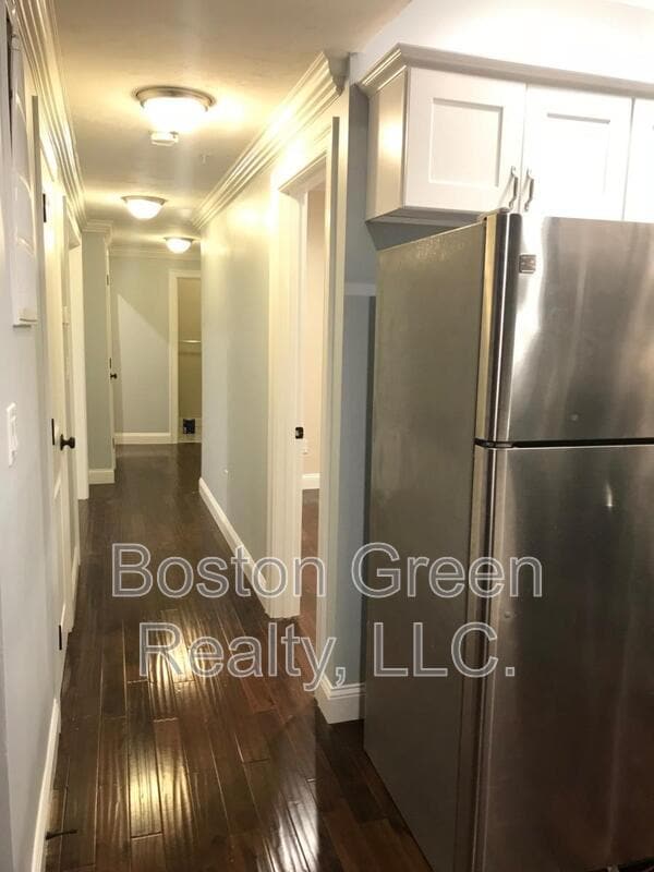 Photo - 140 Marcella St