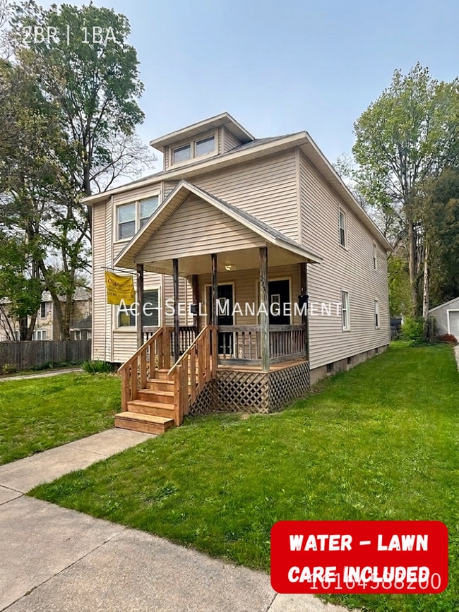 Building Photo - 235 Page St NE Unit 235