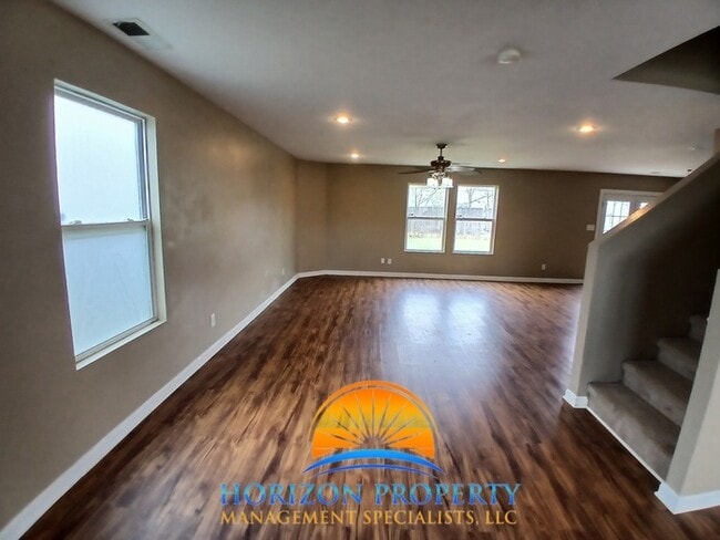 Photo - 15355 Tyler Mill Dr