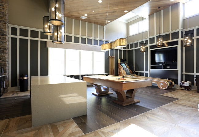 Sports Lounge