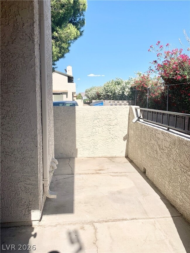 Photo - 3771 Shirebrook Dr Unit 88