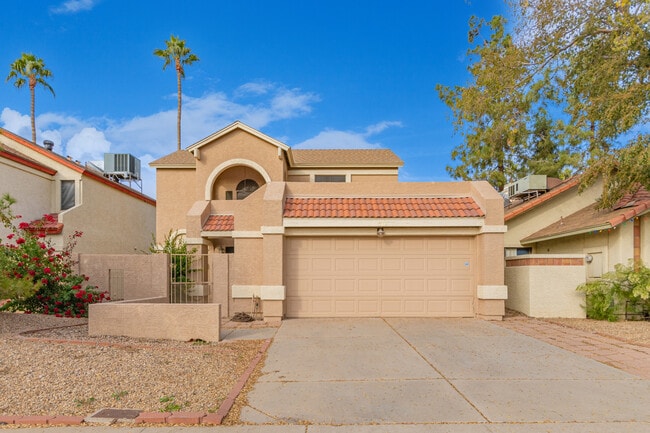 Photo - 518 E Wescott Dr