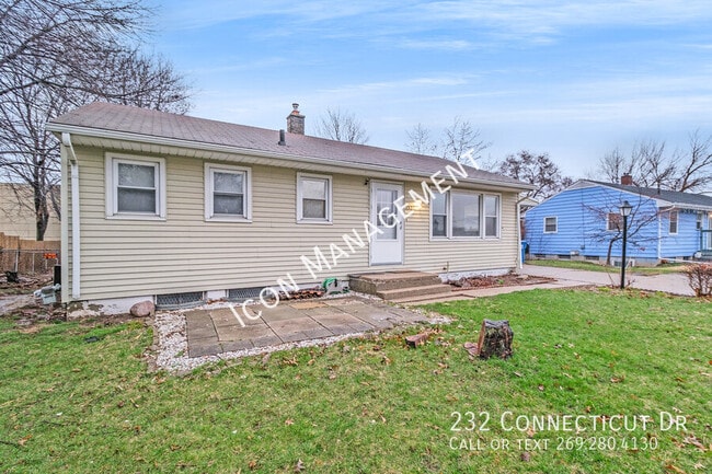 232 Connecticut Dr