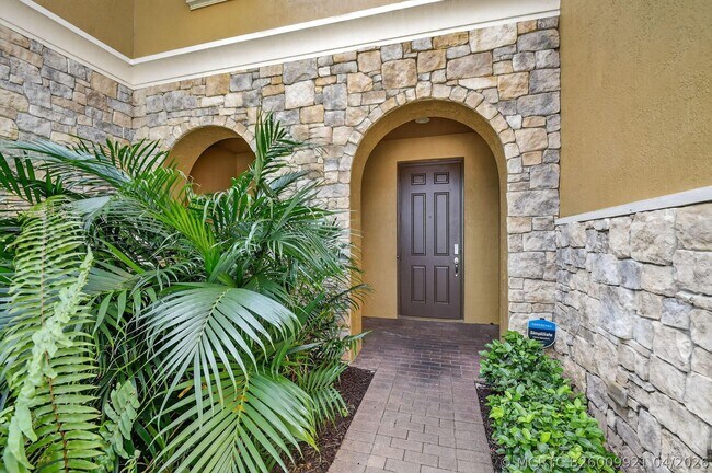Photo - 10457 Wellington Parc Dr