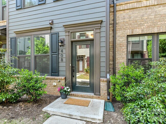 Photo - 408 Tristram Ln