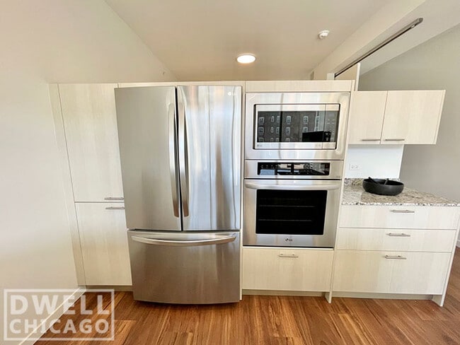 Photo - 3474 N Broadway St