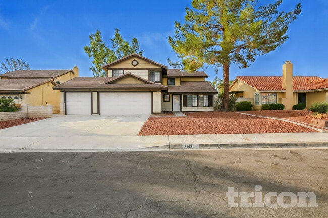 Building Photo - 3143 Regal Oak Dr