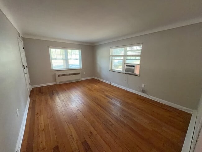 Photo - 2769 Losantiville Ave
