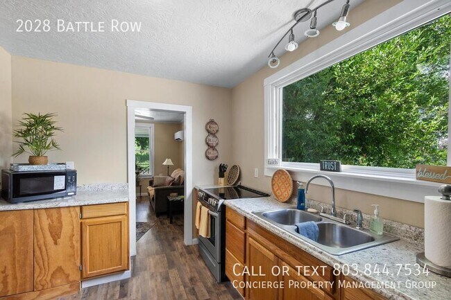 Photo - 2028 Battle Row