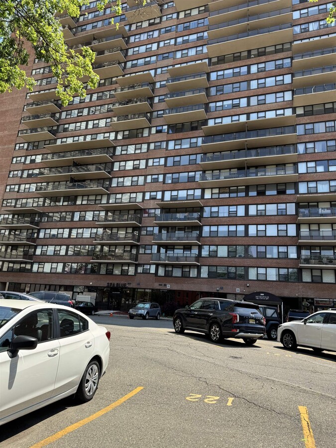 Photo - 280 Marin Blvd Unidad 21F Rental
