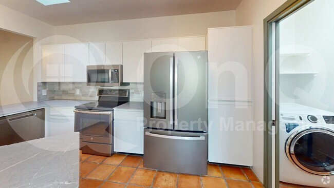 Building Photo - 5392 E Francisco Loop Rental