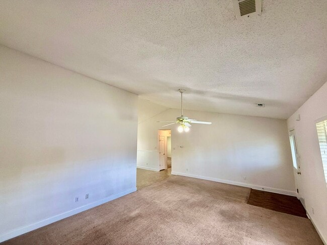 Photo - 1909 Rommel Dr