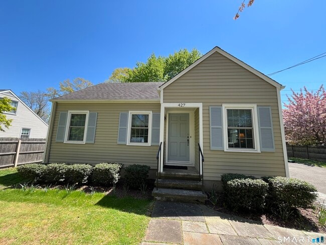 Building Photo - 427 Westford Dr