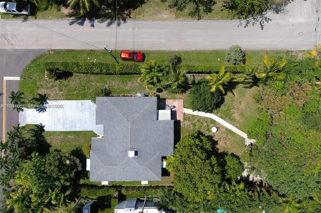 Photo - 7601 SW 59th Ct