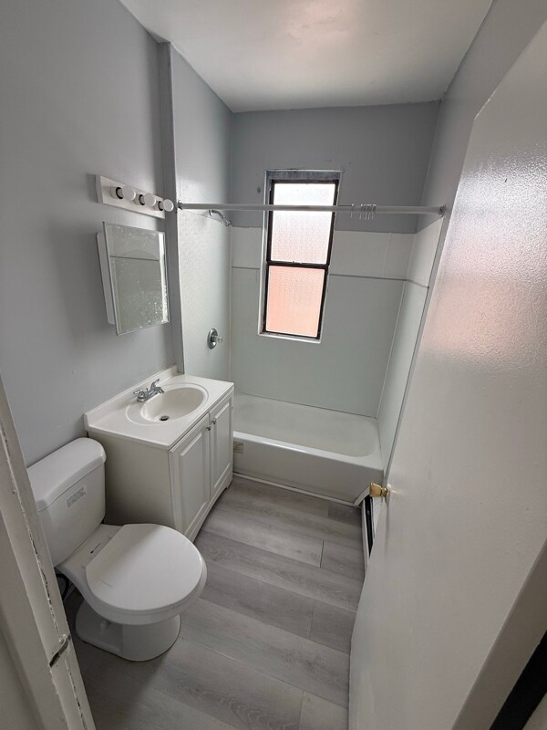 Photo - 17 Marshall St Unidad C2