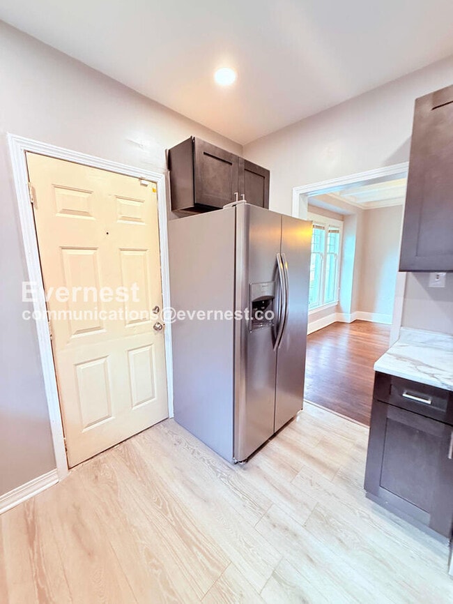 Photo - 3 Bed, 1 Bath Home with Fenced Yard / Vouchers Accepted / Available Now!