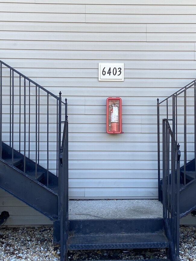 Photo - 6403 Starbrook Dr