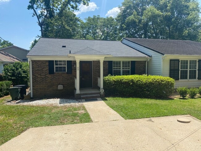 Photo - 1515 Grape St House