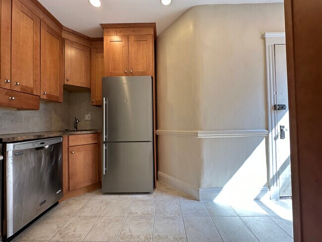 Photo - 158 Kelton St Unit 248-3