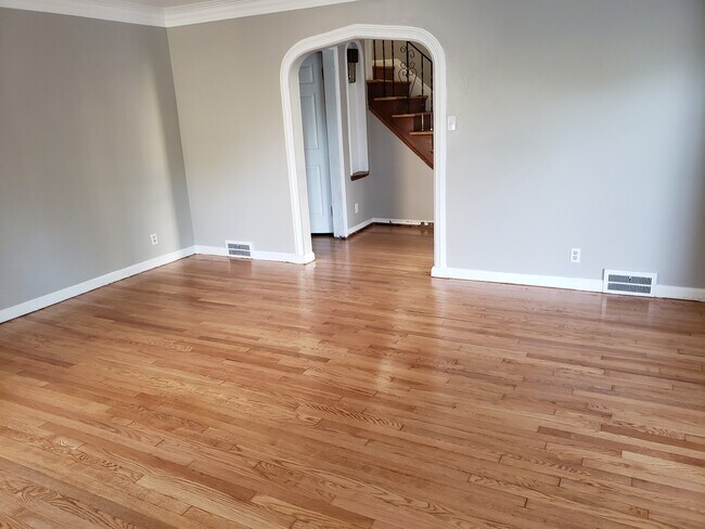 Photo - 18483 Greenlawn St