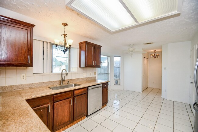 Photo - 12311 Grove Meadow Dr