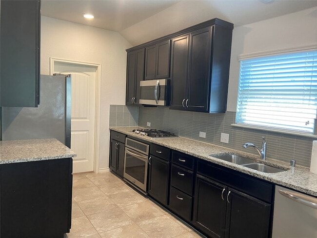 Photo - 801 Dickens Dr