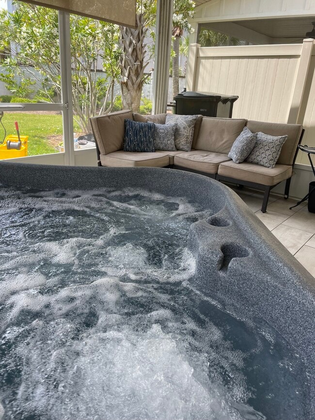 Photo - 1703 Mariners Cir