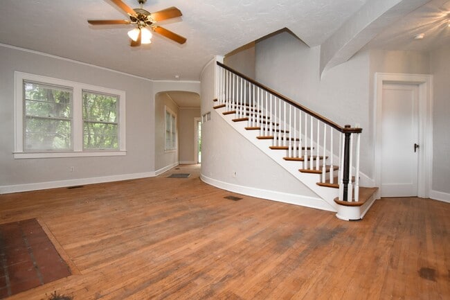 Photo - 949 SW 13th St