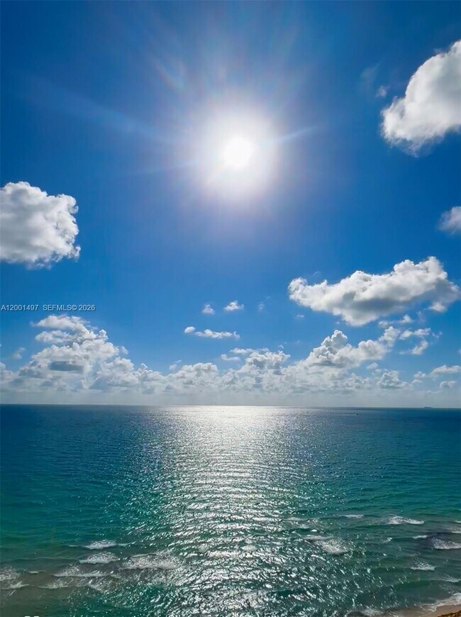 Photo - 6365 Collins Ave Unidad 1703