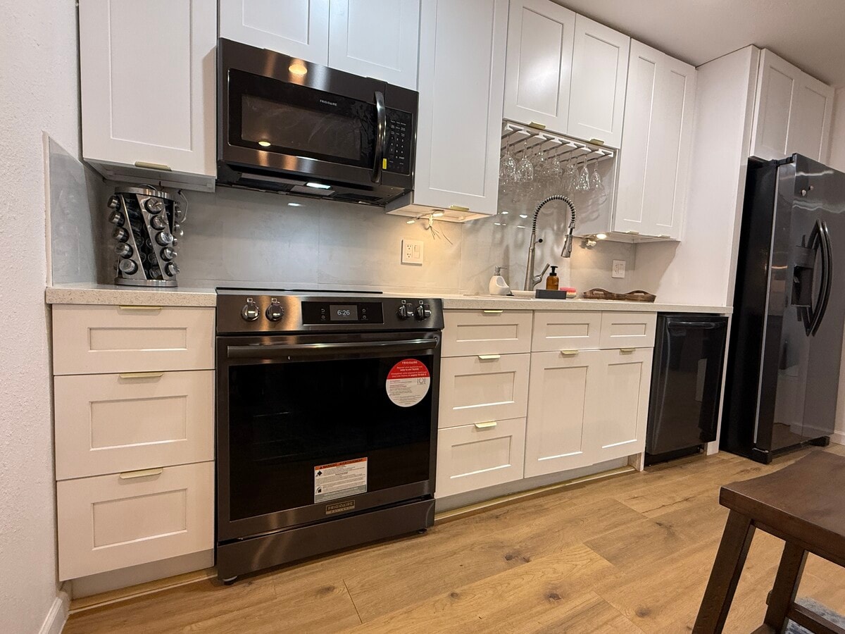 Photo - Spring Lawson