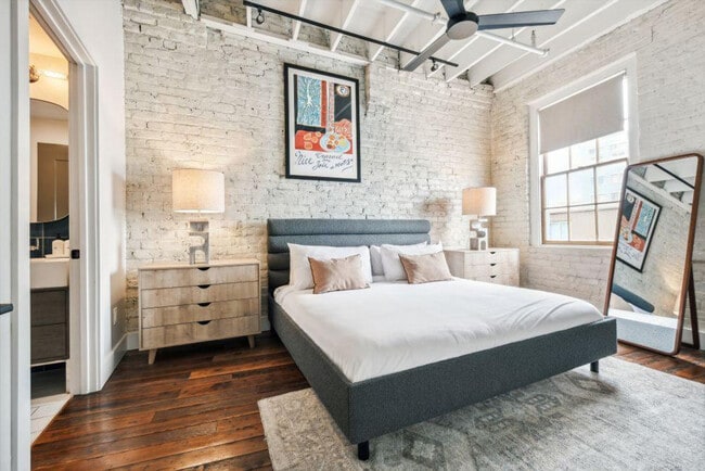 Photo - 315 Girod St Unidad ID1267129P