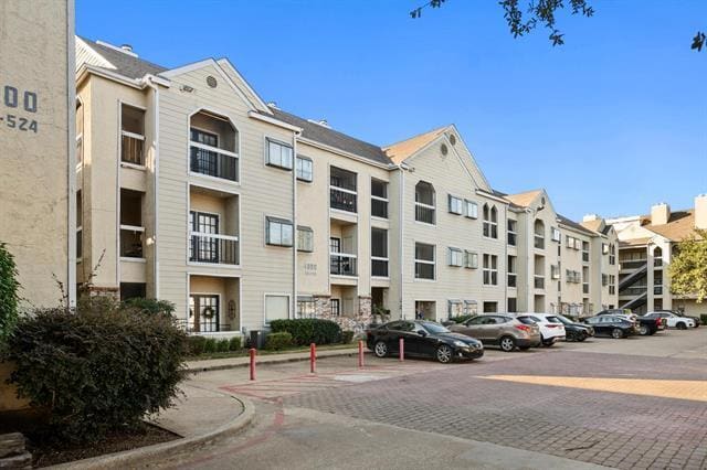 Photo - 4800 W Lovers Ln