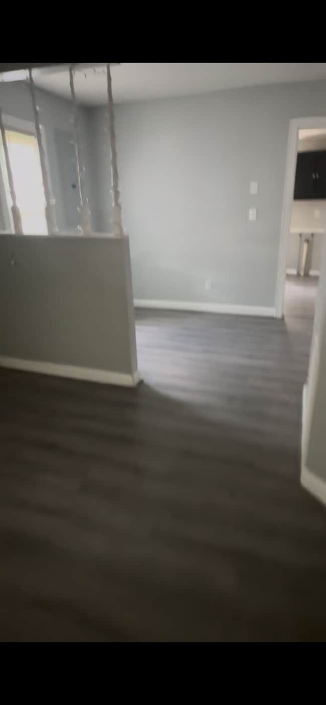 Building Photo - 705 N Jackson St Rental