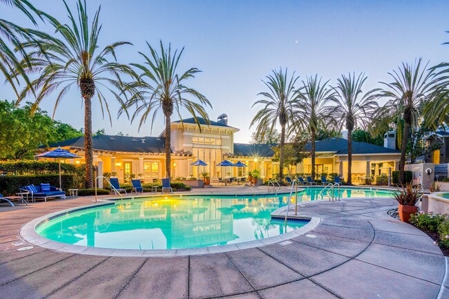Bienvenido a The Estates at Park Place