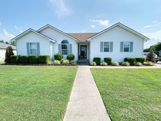 Building Photo - 1144 Oak Way Dr Rental
