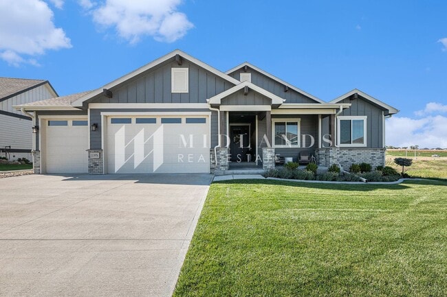 Building Photo - Belterra Beauty!