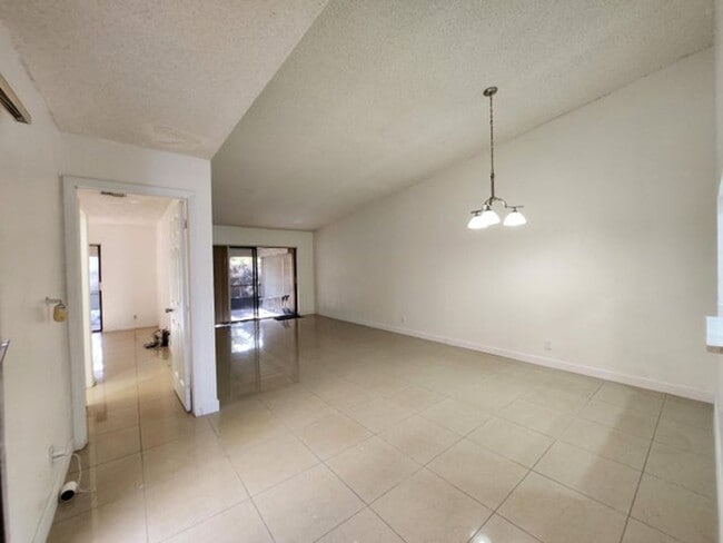 Photo - 903 NW 79th Terrace