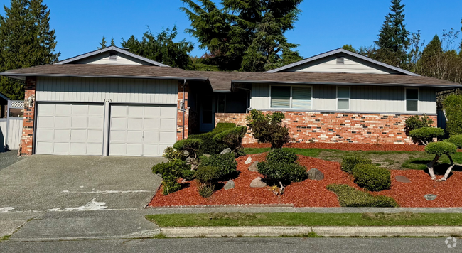 Building Photo - 4225 192nd St SW Rental