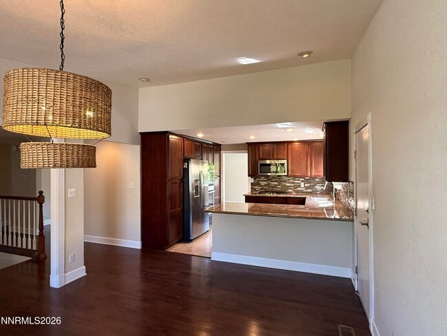 1440 Joanie Ct