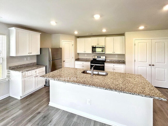 Photo - 3231 Quintana Dr